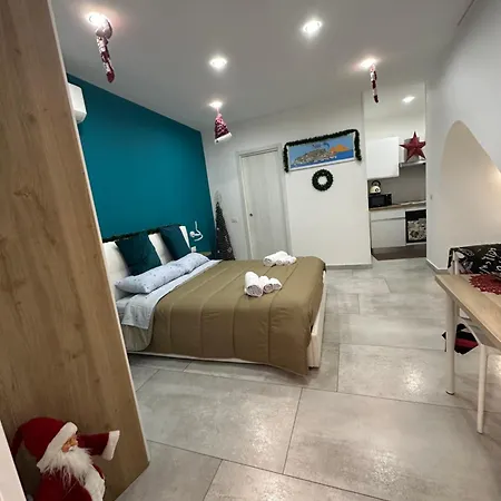 Number 8 Apartmán Neapol